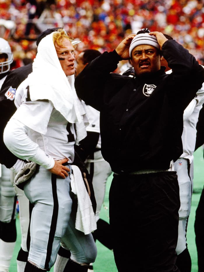 marinovich-raiders-coach-tall.jpg